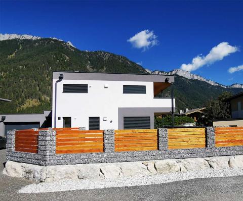 gabion s drevom